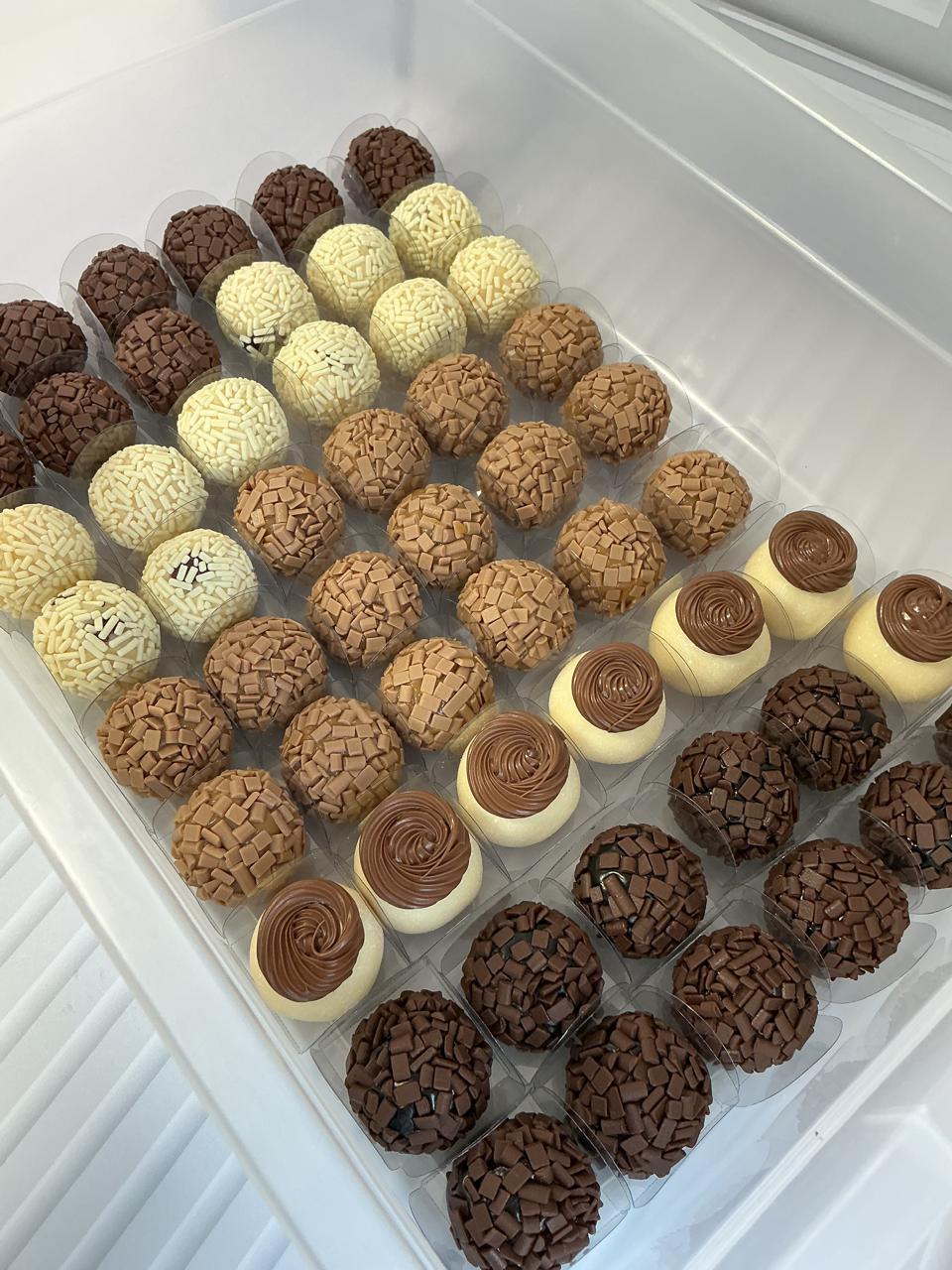 Brigadeiros gourmet Marcela Pacheco
