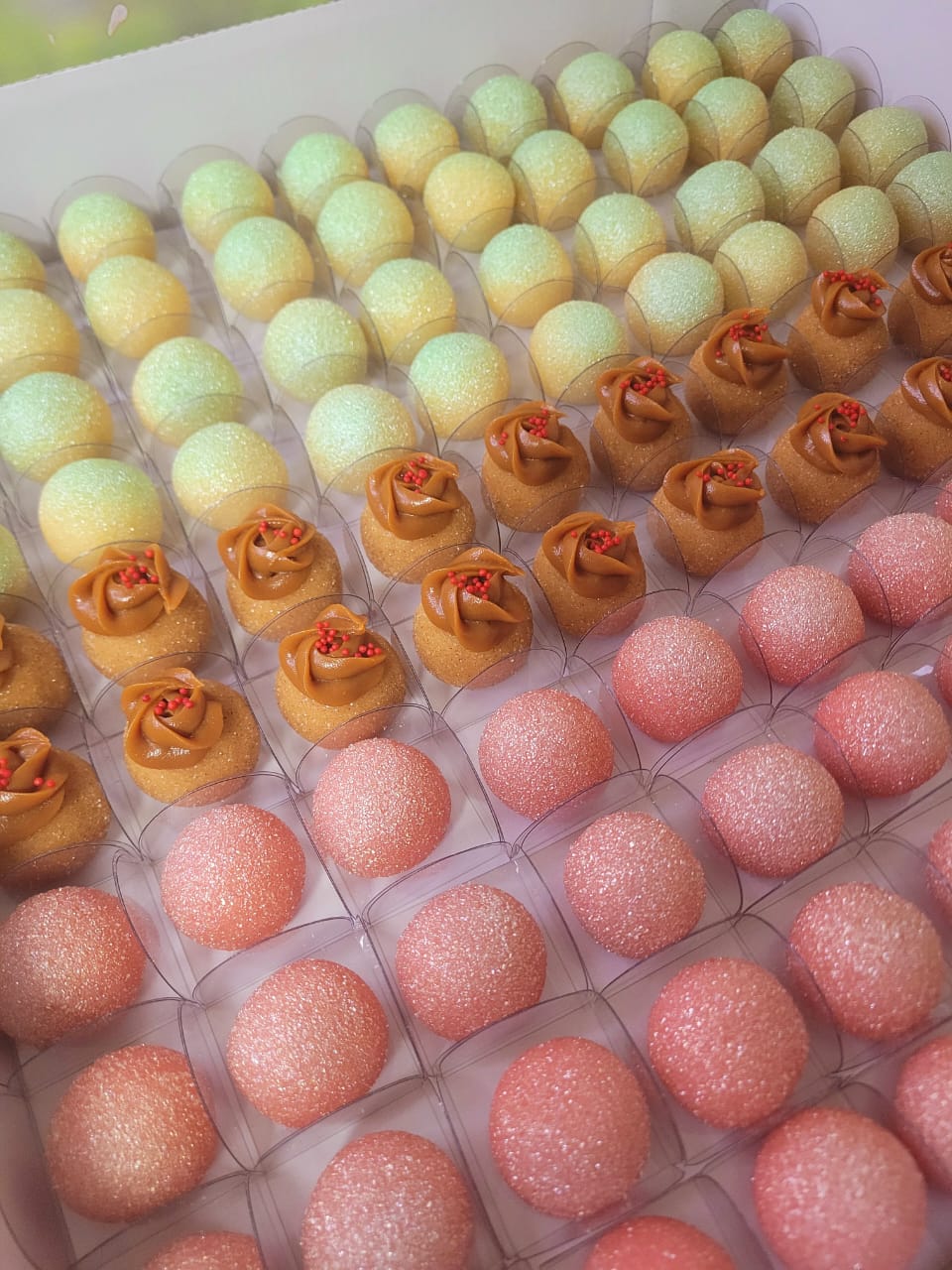 Brigadeiros gourmet Marcela Pacheco