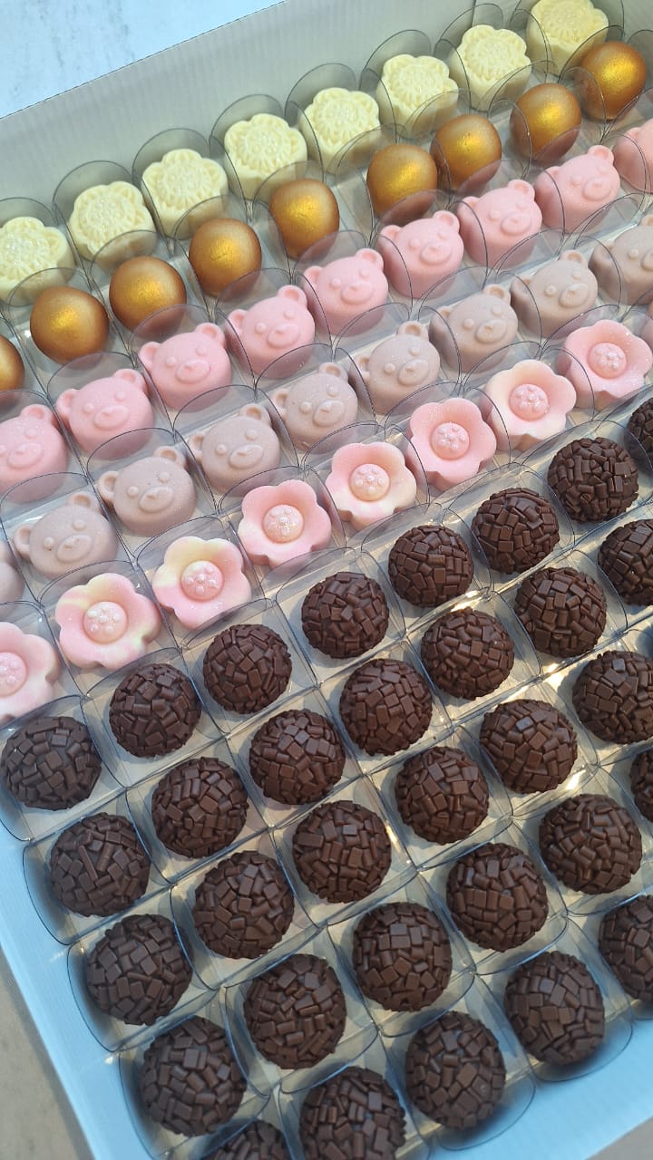 Brigadeiros gourmet Marcela Pacheco