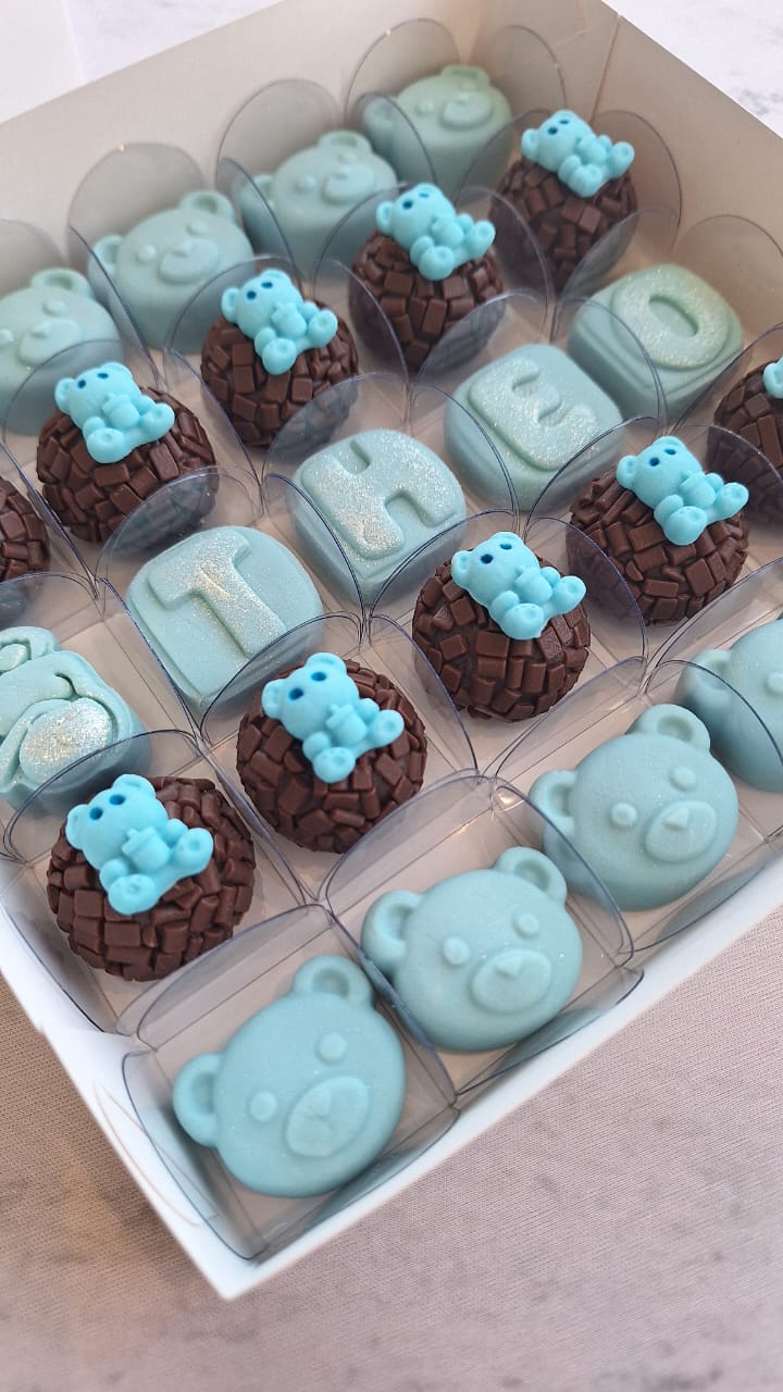 Brigadeiros gourmet Marcela Pacheco